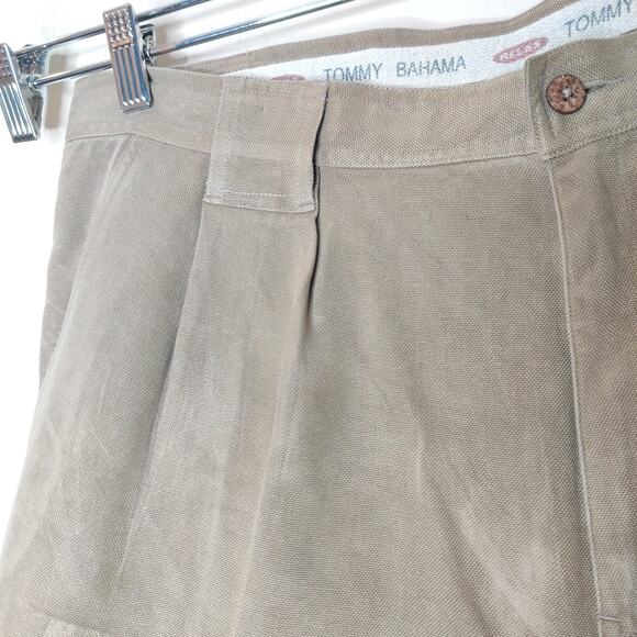 Tommy Bahama Silk Pleated Shorts - Picture 5 of 10